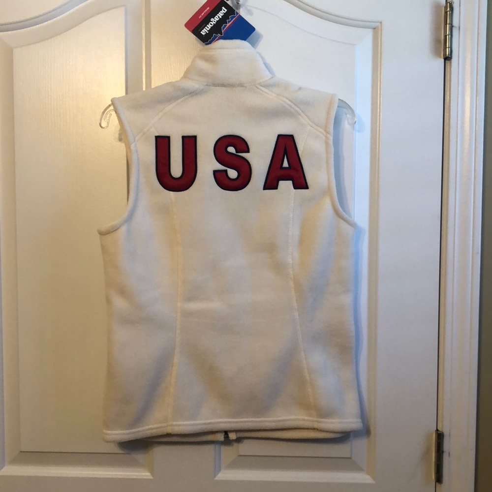 Patagonia Vest. New.  Size M. USEF Equestrian ‘USA’ embroidered.